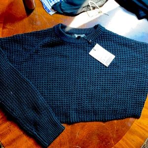 Cropped knit sweater